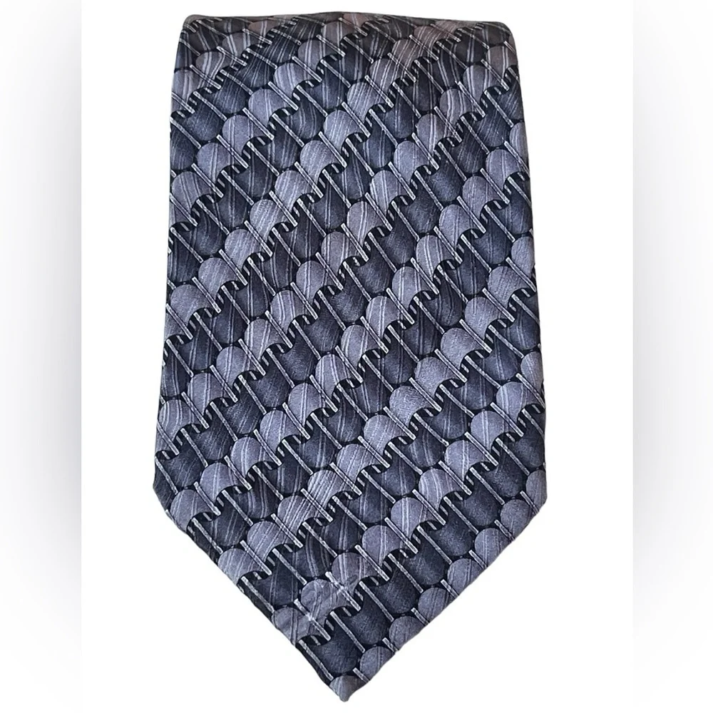 🔥⚫️CARLOS DEVENEZIA 100% silk tie Barcelona, Spain. Gorgeous & classic-no flaws